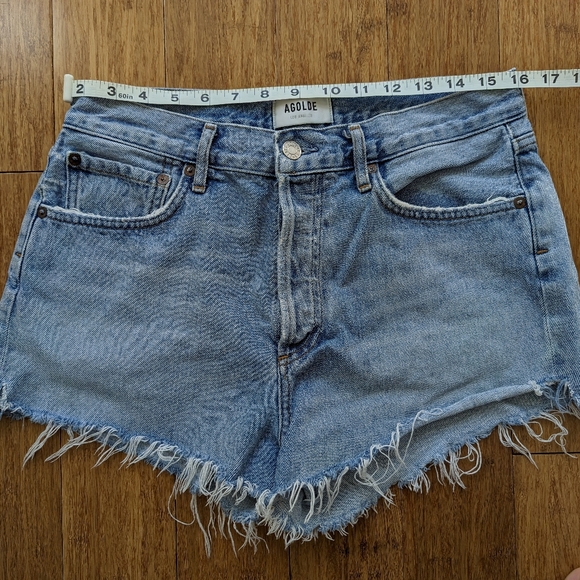 Parker light- wash AGOLDE denim shorts - Picture 6 of 9